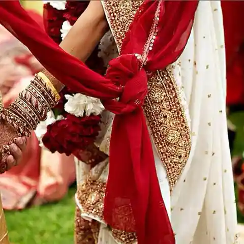 Importance of 7 Vows in Hindu Marriage: Aajeevansang Viewpoint